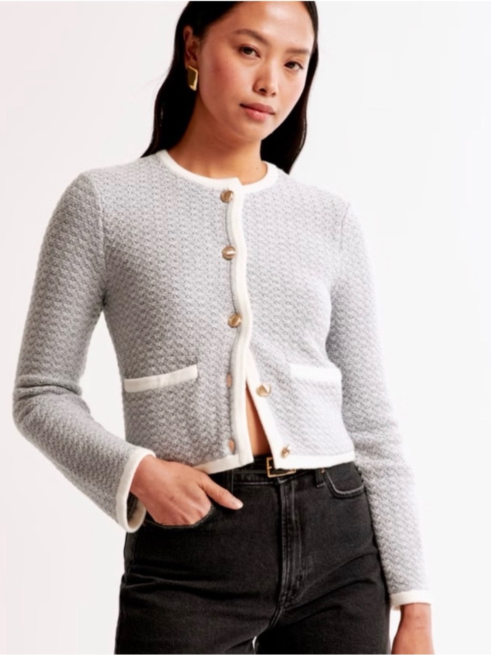 Abercrombie Cropped Textural Knit Cardigan Light Gray/Blue with Ivory Trim